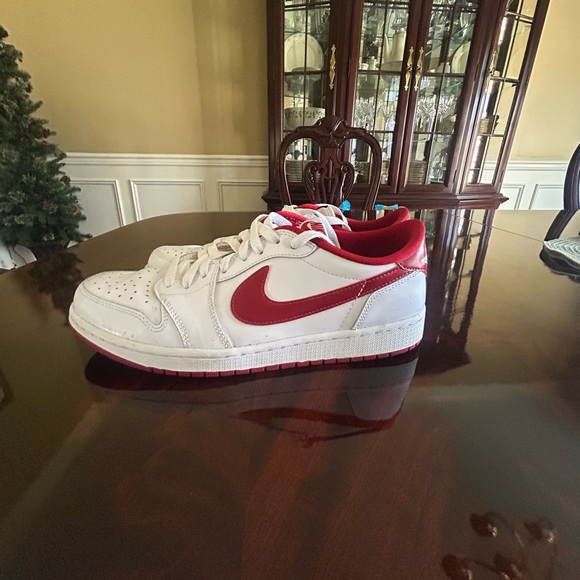 Nike Jordan 1 Retro - Picture 7 of 7